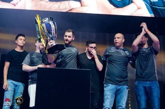 多洛可小镇最佳无人机出装攻略分享